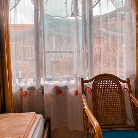 Brussels Homestay Kost Balige Esterno foto